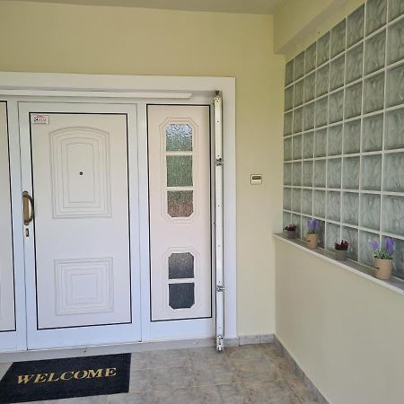 One Artemis Near The Sea And The Airport Apartment Exterior photo