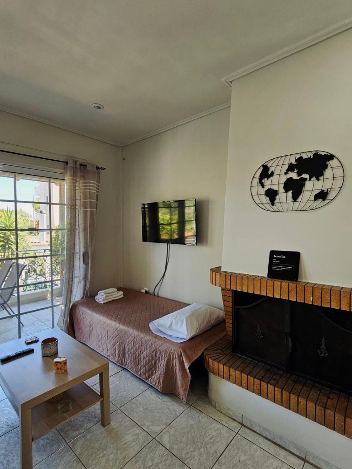 One Artemis Near The Sea And The Airport Apartment Exterior photo